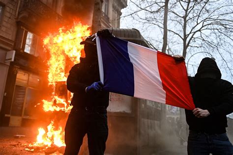 France burns in overnight protests